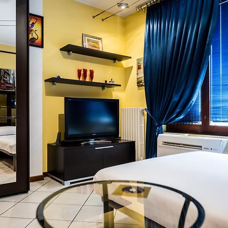 Cozy Suite Rogoredo Apartment Next To The Metro And Train Station Милан Экстерьер фото